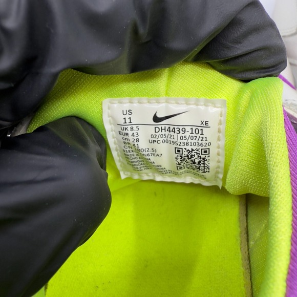 Nike Air Huarache Womens 11 Running Shoes White Neon Magenta Green 2021 Sneakers - Picture 14 of 16